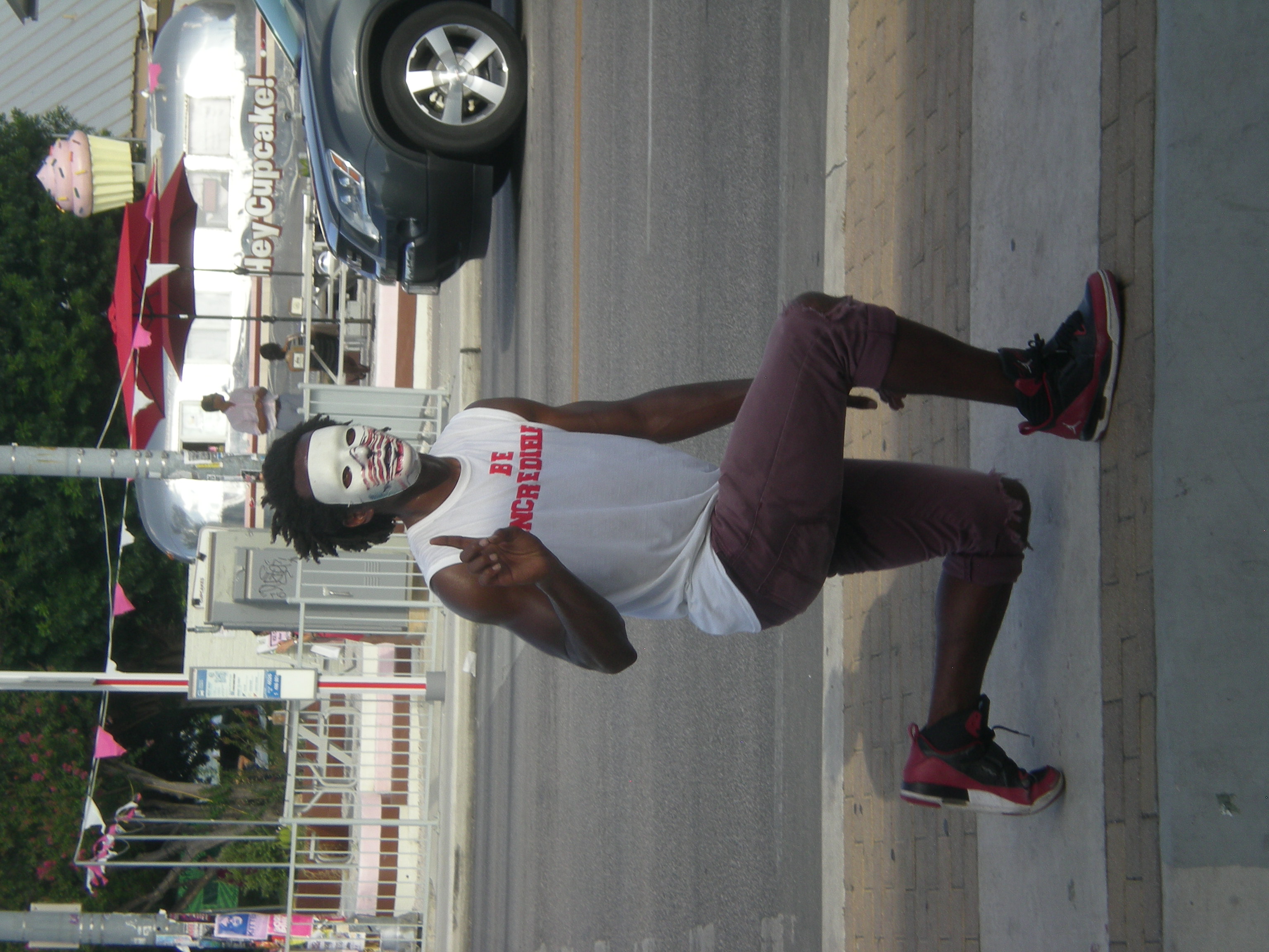 SoCo street busker July 2, 2016