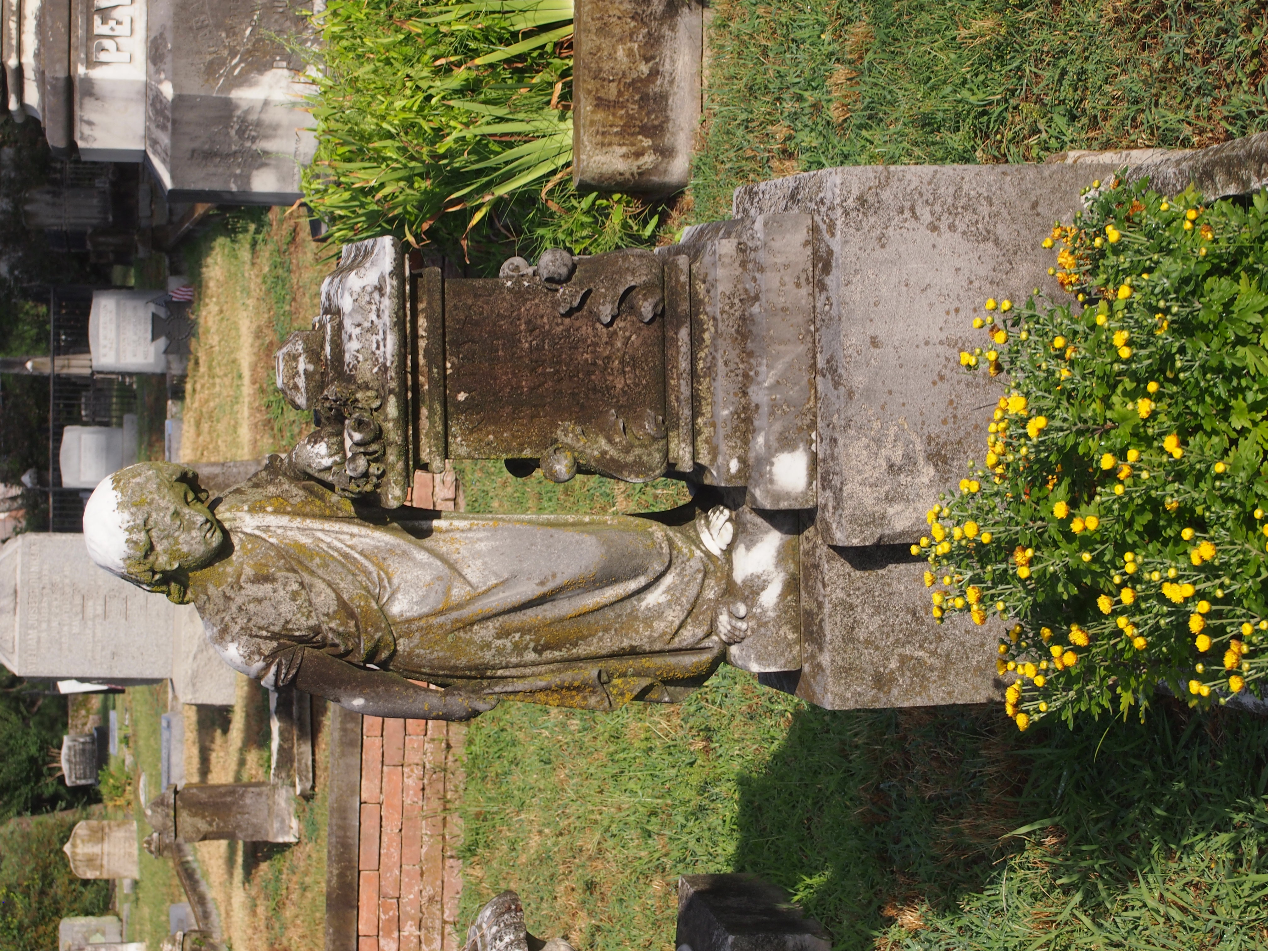 Mount Holly Cemetery, Little Rock