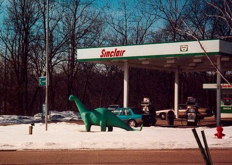 Sinclair dinosaur Iowa 2001